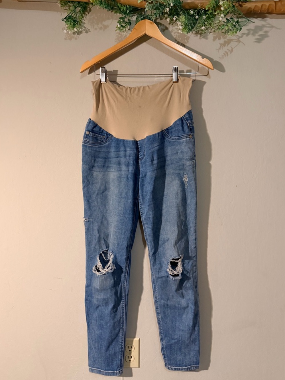 Indigo Blue Beige-Top Distressed Blue Jeggings